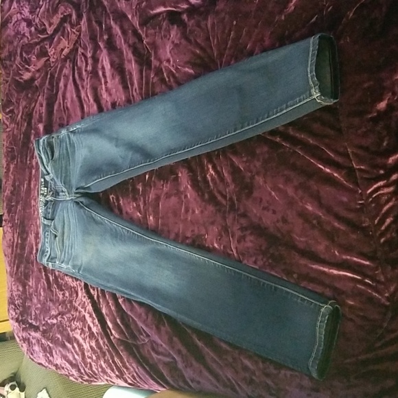 Women’s American Eagle (4L) Low Rise Jeggings - Picture 2 of 6